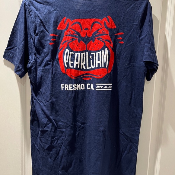 Pearl Jam Fresno TShirt M NEW - Picture 2 of 3